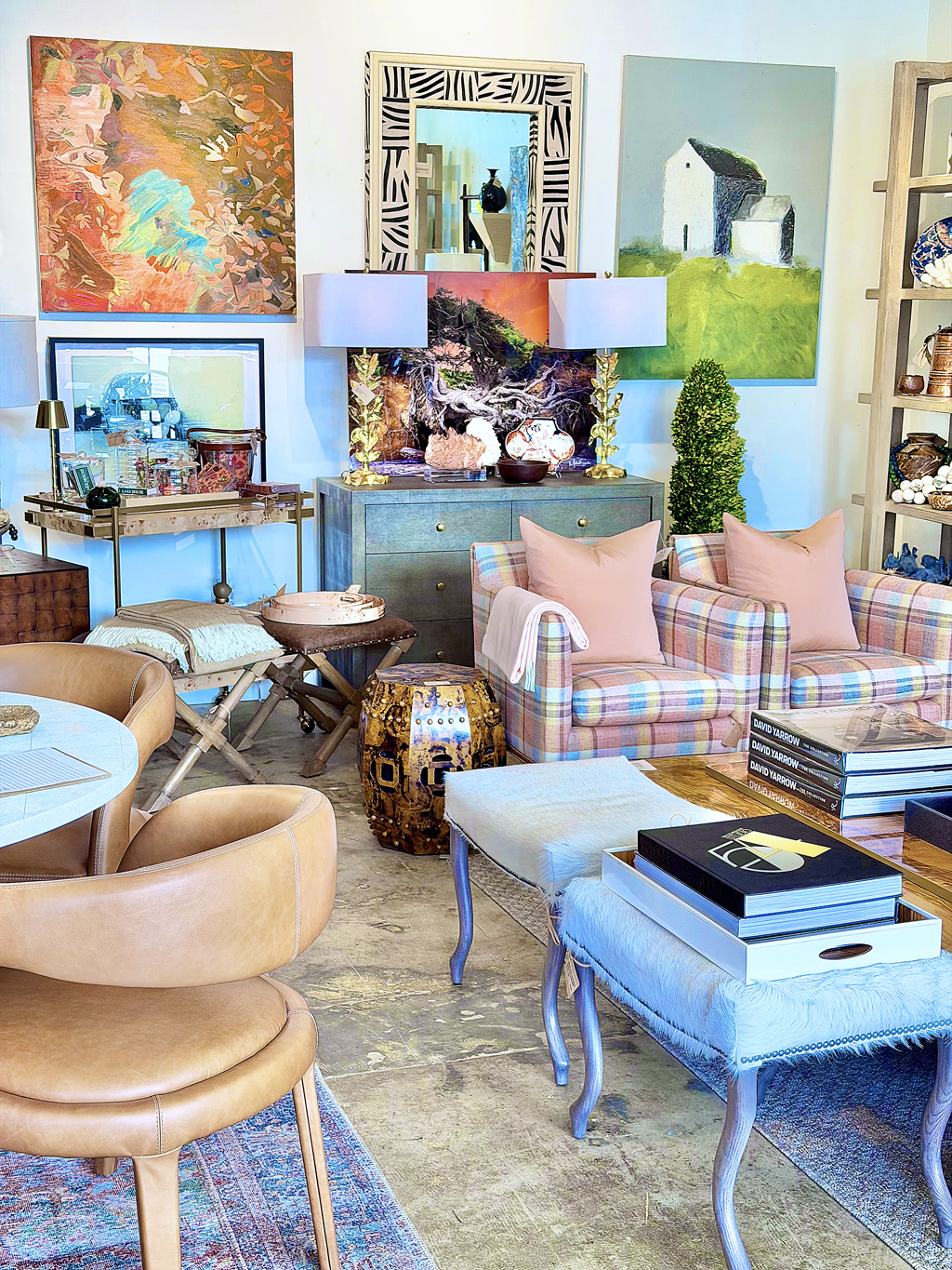 Tiger Penshell Inlaid Side Table - Image 3