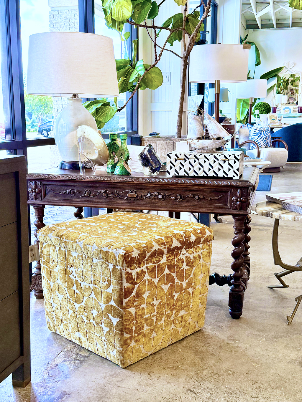 Geometric Velvet Gold Ottoman - Image 10