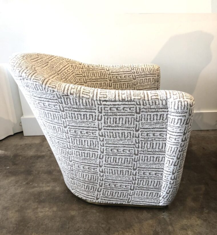 Arlette French Moderne Swivel Chair in Chenille Pattern - Image 4