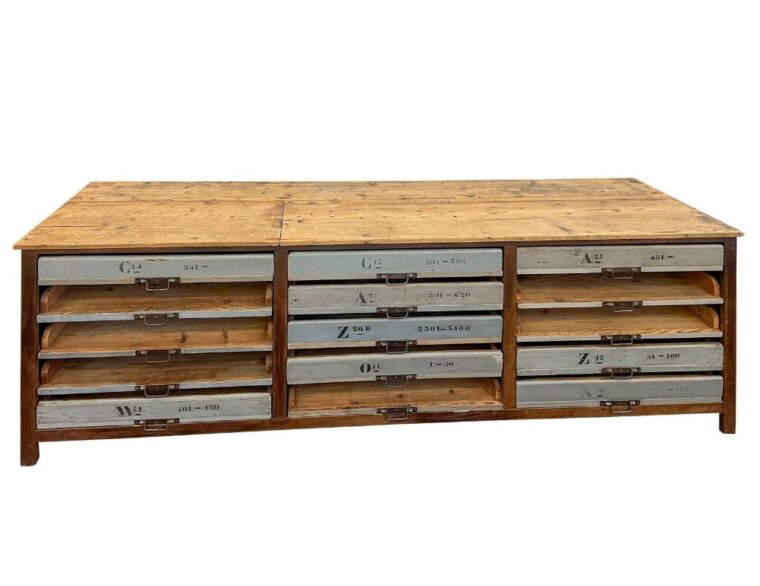 15 Drawer Industrial Belgian Work Counter