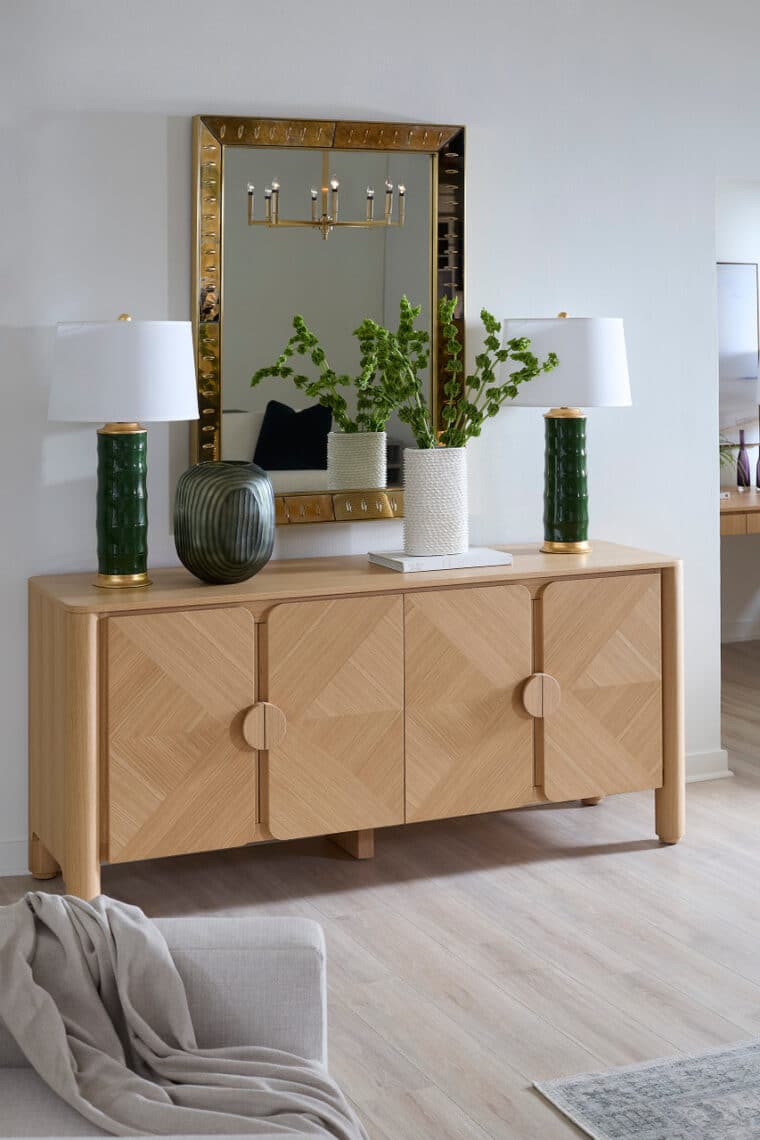 Bamboo Motif Porcelain Column Lamp - Image 8