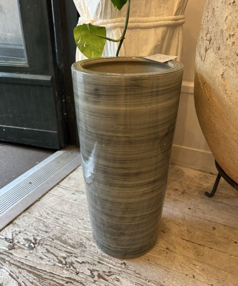 Rustic Charcoal Ceramic Umbrella Stand - Image 4