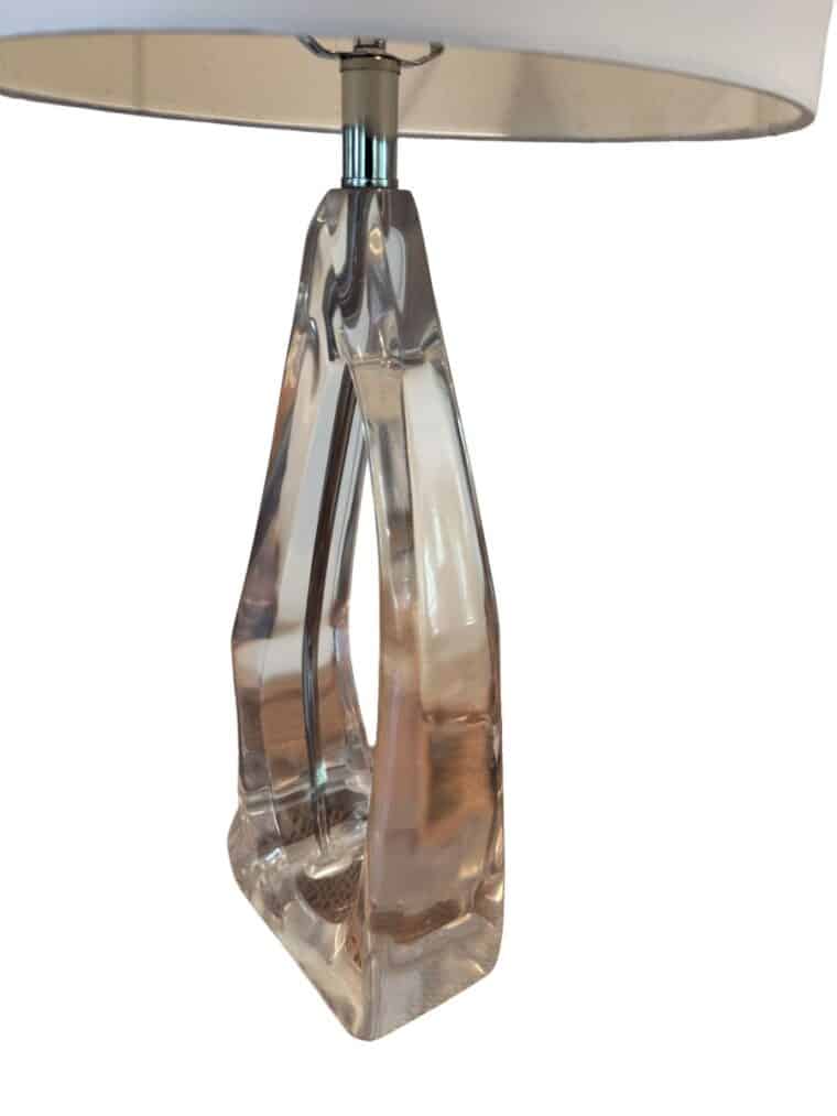 Pair of Vintage Modern Acrylic Irregular Lamps - Image 5