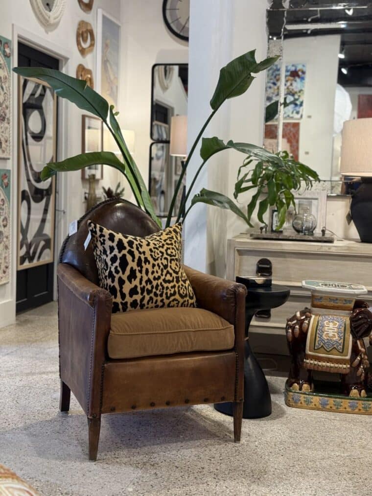 Vintage Elephant Garden Stool with Lid - Image 11