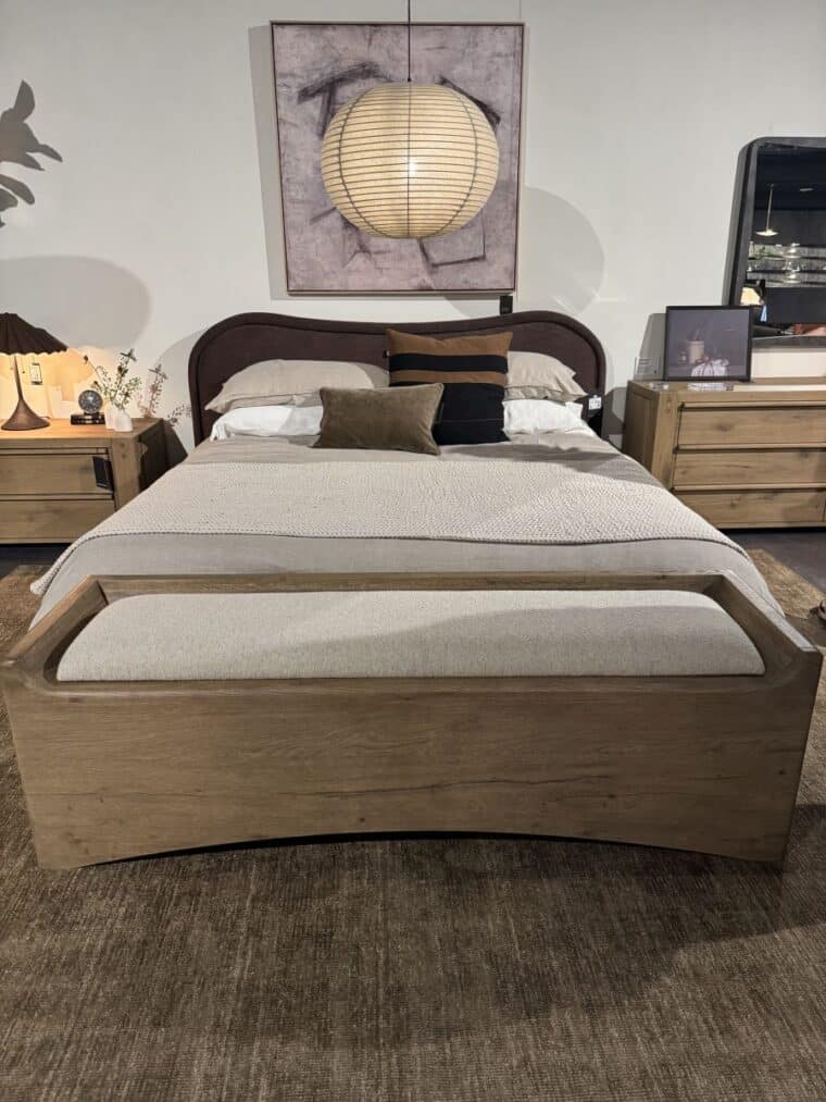 Oak Storage Bench with Upholstered Lift Up Top - Image 19
