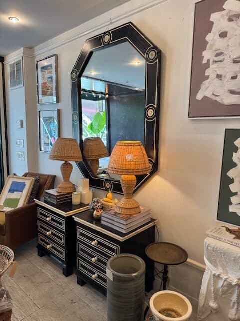 Diego Black Mirror with Circular Inset Inlay - Image 2